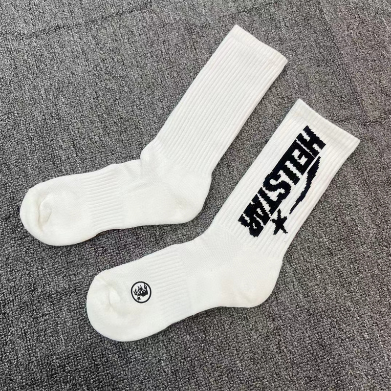 2024 New Cotton Socks 편지 인쇄 따뜻한 커플 양말