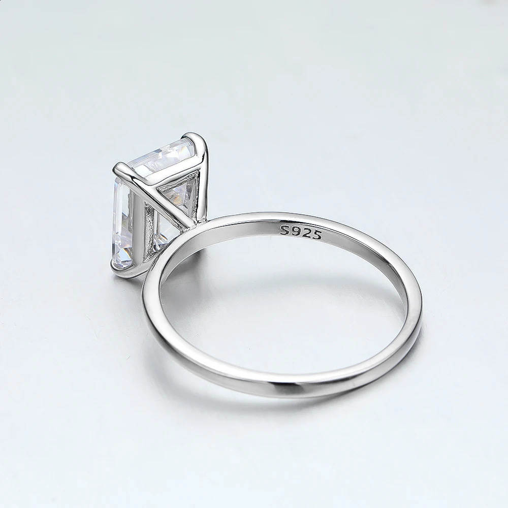 KNOBSPIN 4CT Emerald Ring S925 Sterling Şerit Kaplamalı 18K Beyaz Altın Aly Bandı Nişan Yüzükleri Kadınlar İçin 240202