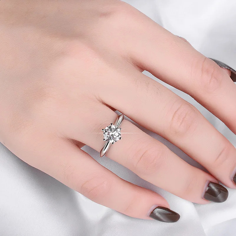 05115235 Karaat Echte Ring voor Vrouwen 18 K Wit Goud S925 Sterling Zilveren Kroon Diamant Groothandel Sieraden GRA 240130