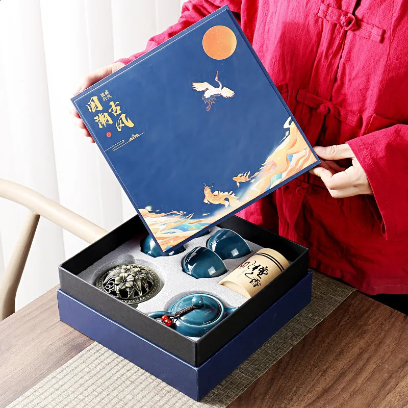 Gift Box Chinese Kung Fu Tea Set Travel Set Incense Coils Ceramic Teapot Porcelain Teaset Gaiwan Tea Cups Tea Tool 240124