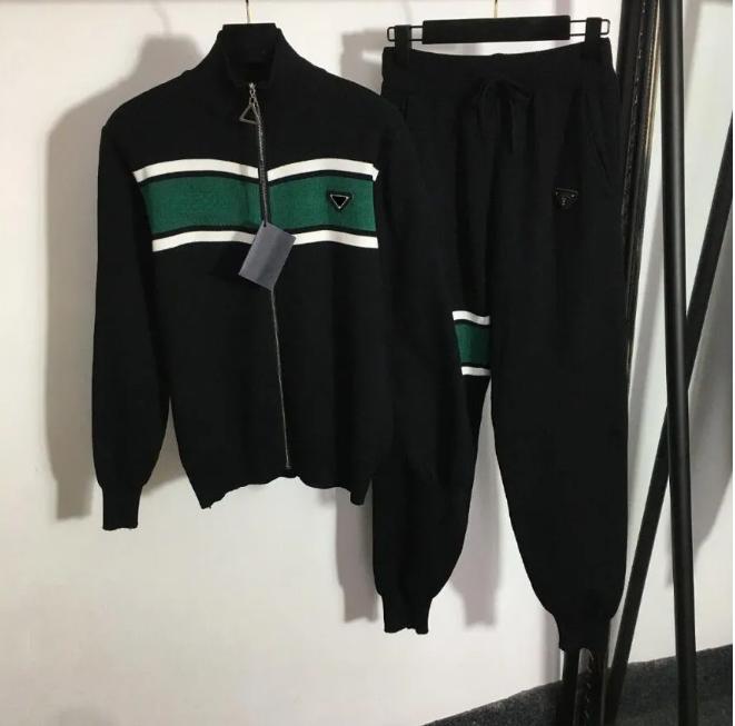 Designer märkta sportkläder för vintermän sportkläder för män och kvinnor, jogger huva sportkläder, pojkjacka, vit kvinnors hoodie, casual byxor, svarta sportkläder