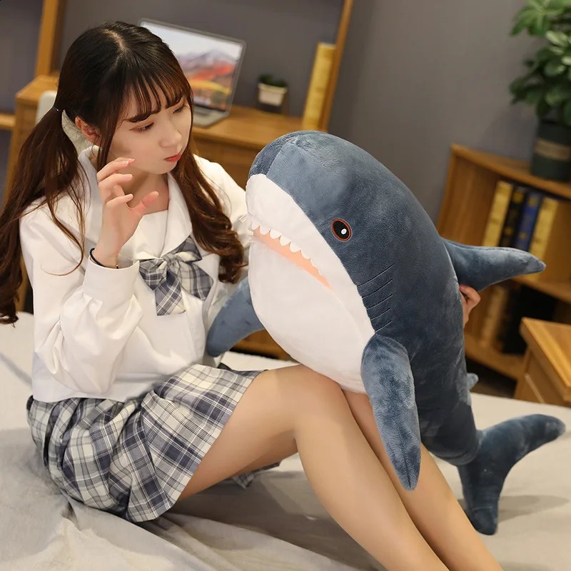 140 cm requin géant en peluche peluche Speelgoed Animal lecture oreiller pour cadeaux d'anniversaire poupée cadeau pour enfants 240130