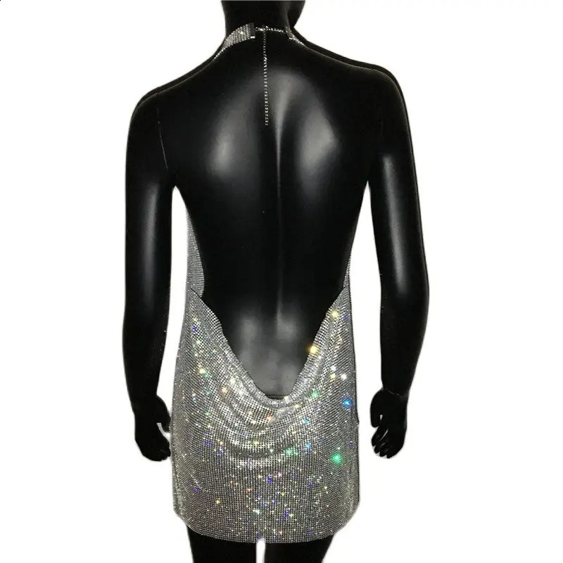 2024 Neues, sexy, tiefes V-Ausschnitt-Kristallkleid für Damen, luxuriöses Wasserdiamant-Sling-Dance-Party-Diamante-Backless-Split-Minikleid 240219