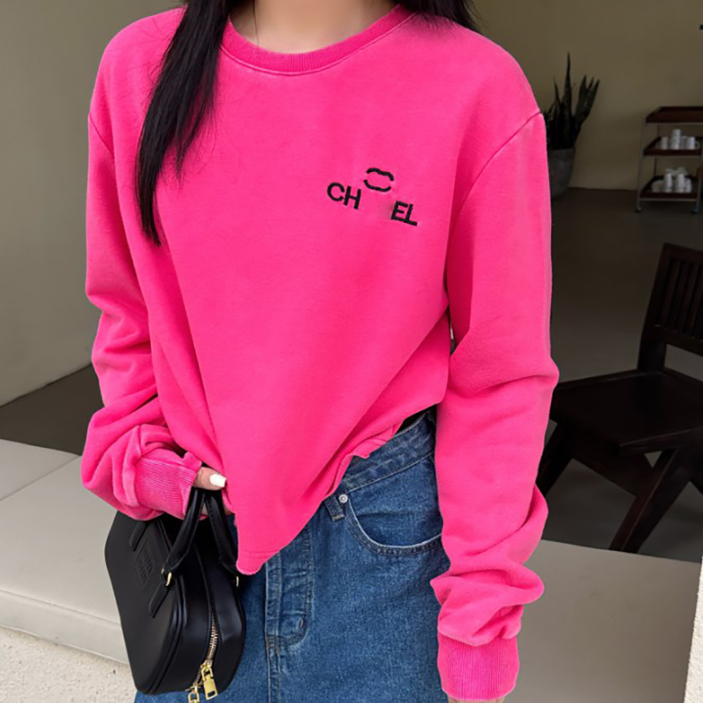 Designer Women's Sweatshirt Rose Red Cotton Fabric Soft Comfort Cute Casual Women's Slim Round Neck Hoodless Sweatshirt