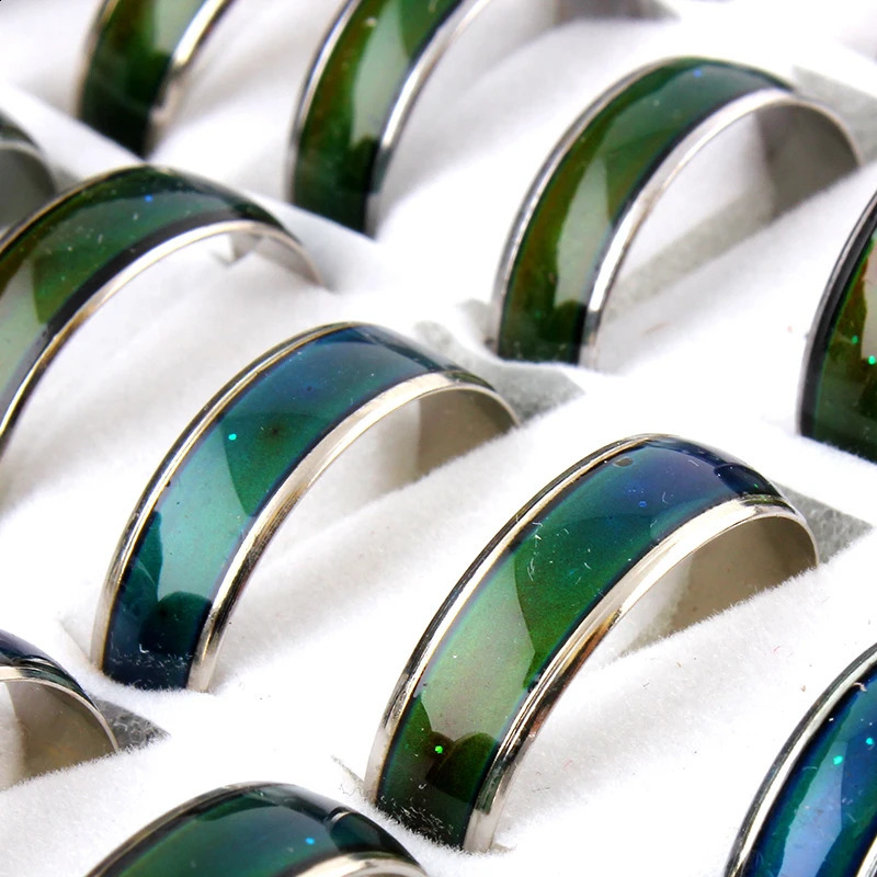 100 st Partihandel byt färg humör ringer temperatur förändrad färg ring display låda 240219