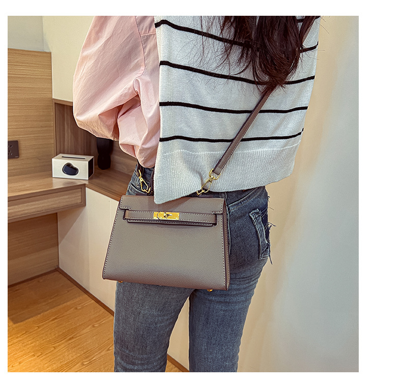 Fashion Squre Hangbags Shoulder Bag Designer Bags Tote Bag PU Reto handbag For Women Large Capacity Handbags Shopping Bag Size 2 wholesale