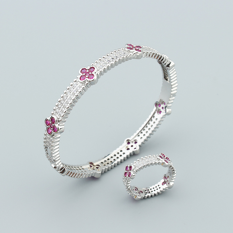 Modisches, vielseitiges Glücksklee-Armband, vierblättriges Kleeblatt-Ring-Set mit Mikro-Set, Zirkon, heller Luxus-Stil, Damen, Hochzeit, Geburtstag, Festival, Geschenk, Schmuck, Großhandel