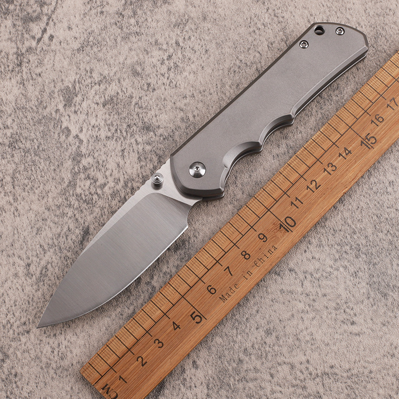 Nouveauté A0222 Couteau pliant haut de gamme D2 Satin Drop Point Blade CNC TC4 Poignée en alliage de titane Roulement à billes EDC Couteaux de poche