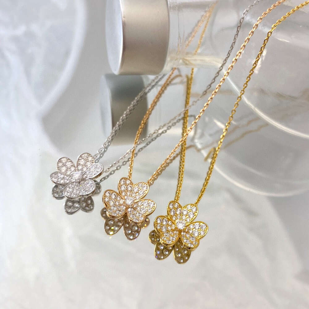 Four-leaf Clover Necklace Designer Women Original Quality Necklaces Womens Full Diamond Petals Lucky Grass 18k Rose Gold Lock Bone Chain