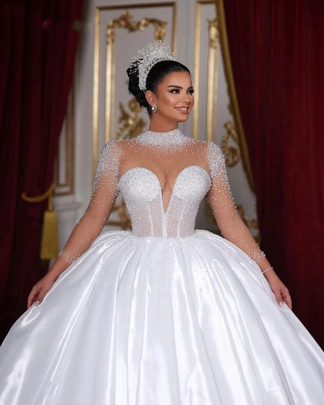 Fabulous Pearls Beaded Wedding Dresses High Collar Long Sleeves Bride Dress Pleat Ball Gown Custom Made Robes De Mariee