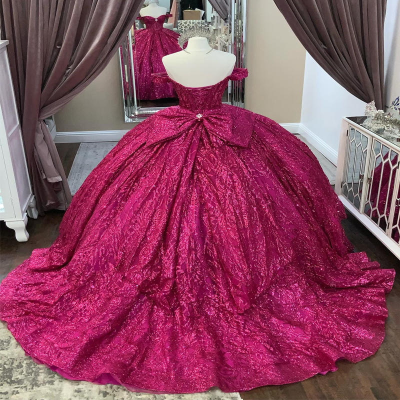 Rose Red Off the Shoulder Ball Gown Quinceanera Dress Pärled Crystal med Bow Birthday Prom Dresses For Girl Graduation Vestido de 15