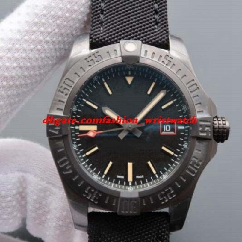 Lüks İzle Blackbird Siyah Naylon 44mm Siyah Titanyum Erkekler İzle V1731110 Otomatik Moda Erkekler Saatleri Bileklik315s