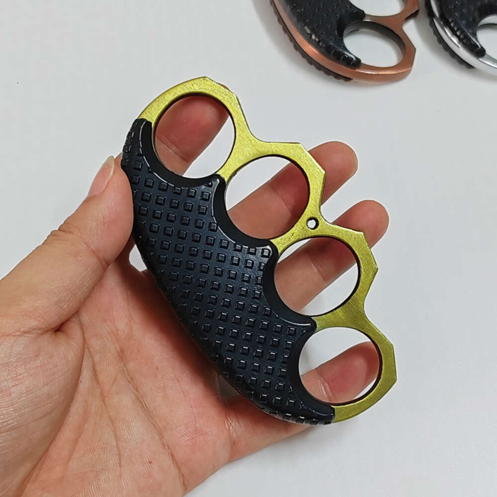 Fist Clasp Martial Outdoor Arts Props Clip Style Four Tiger Finger Set Ring Survival Equipment Självförsvar 109088