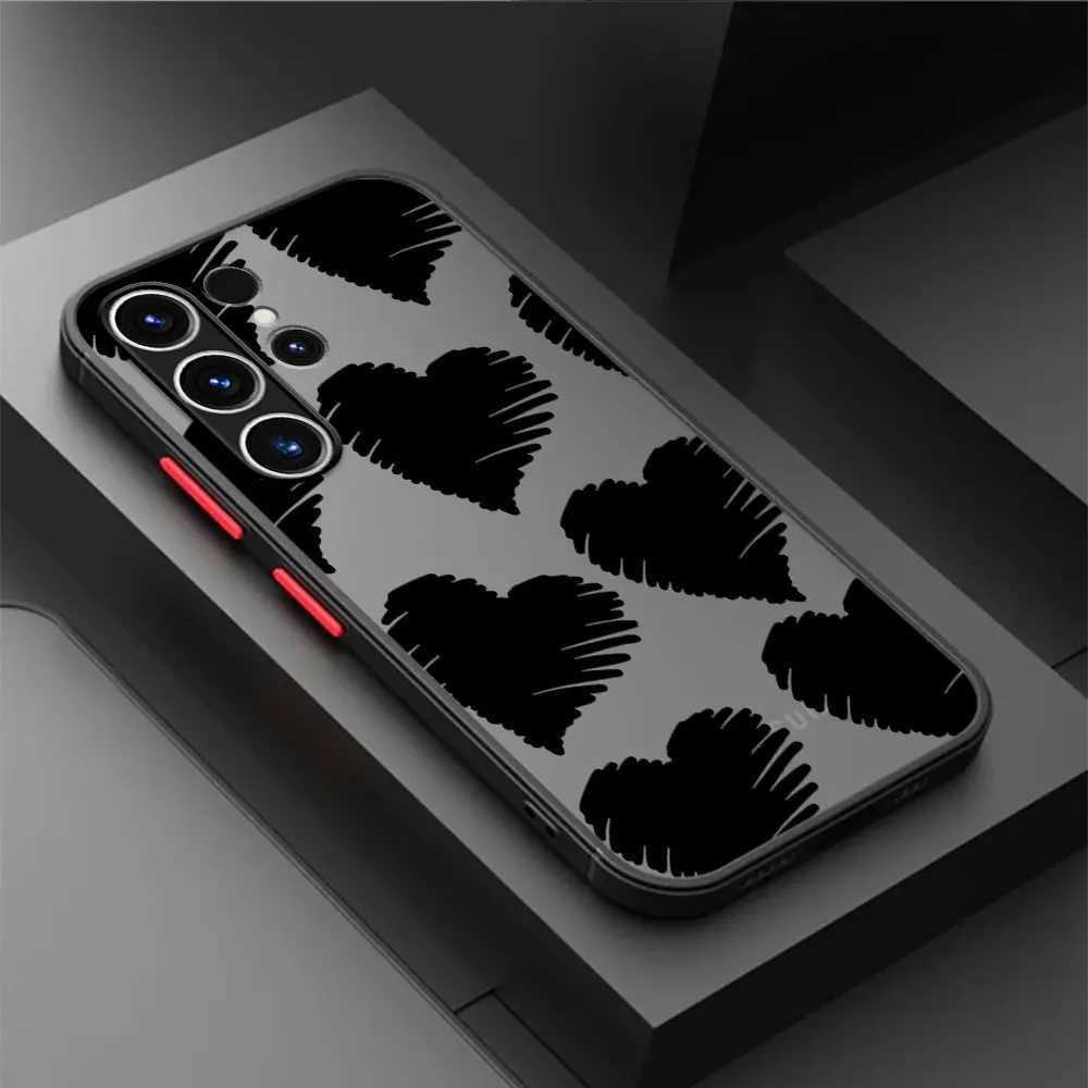 Cell Phone Cases Matte Case For Samsung Galaxy S22 S23 Ultra S24 S20 S21 FE S10 Plus Capa Note 20 10 Lite Phone Funda Gothic Style Black Lip YQ240221