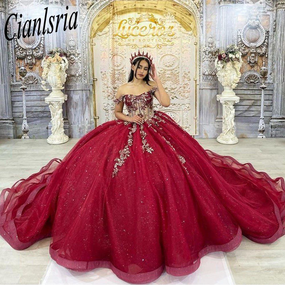 Красные платья Quinceanera с открытыми плечами, 2024 г., бальное платье из тюля со шнуровкой и аппликацией, платье для дня рождения, Vestidos De 15 Anos