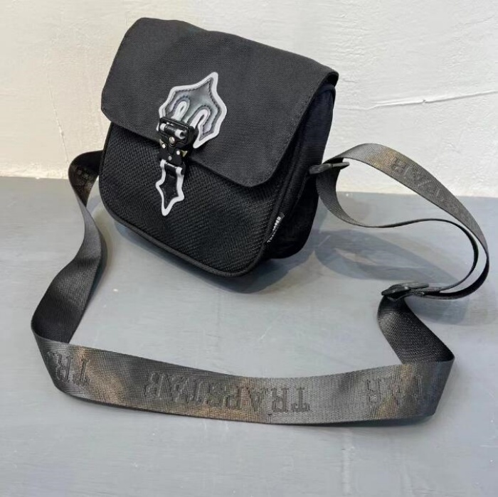 Trapstar Erkekler Crossbody Bag Lüks Messager Çanta Tasarımcı Naylon Omuz Çantaları Günlük Açık Omuz Çantası Siyah Çanta Çapraz Vücut Çantası Basit İş Giysesi Tuval