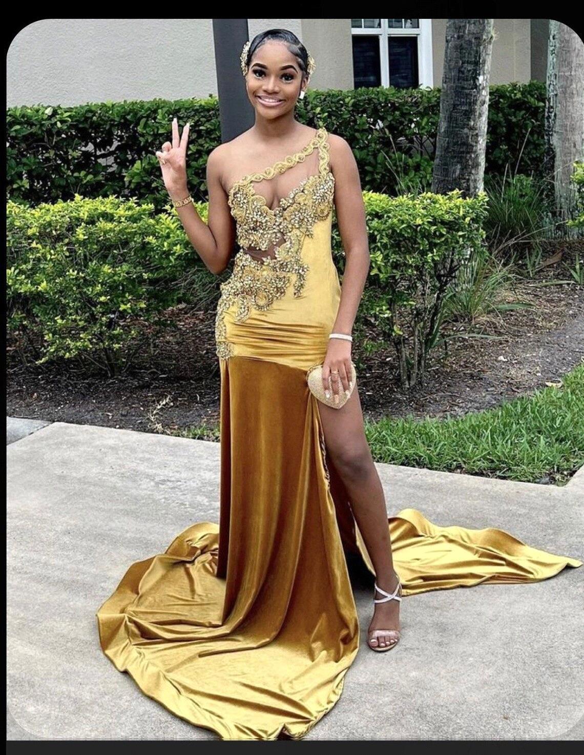 Afrikanska flickor Guld Yellow Prom Dresses Sexy Mermaid Velvet One Shoulder Award Gowns With High Ligh Split Robes de Soriee BC18239