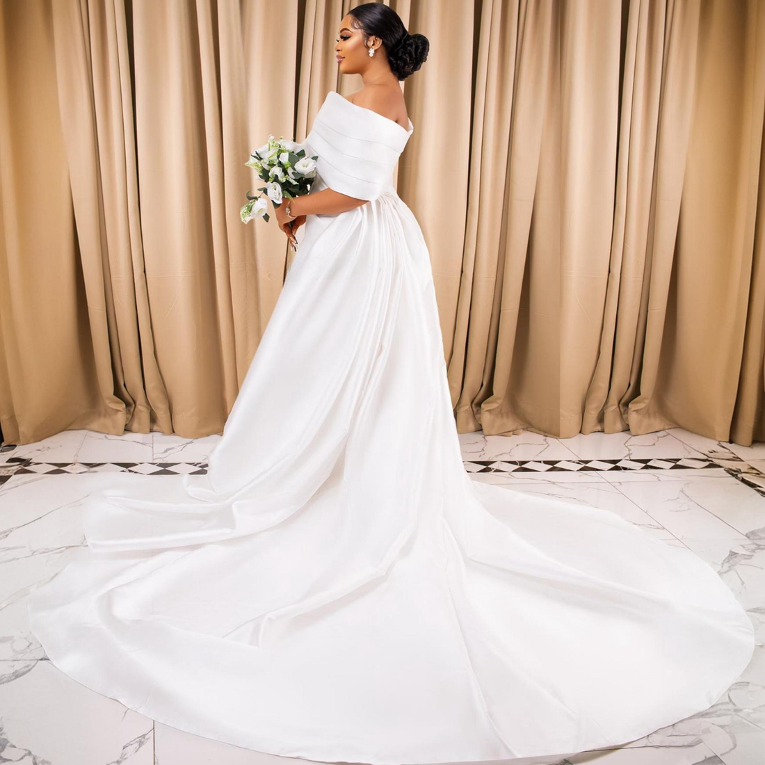 Aso Ebi Mermaid Wedding Dress For Bride Plus Size with Detachable Train Off Shoulder Simple Style Satin Bridal Gowns Pleated Marriage Dress for Black Women NW093