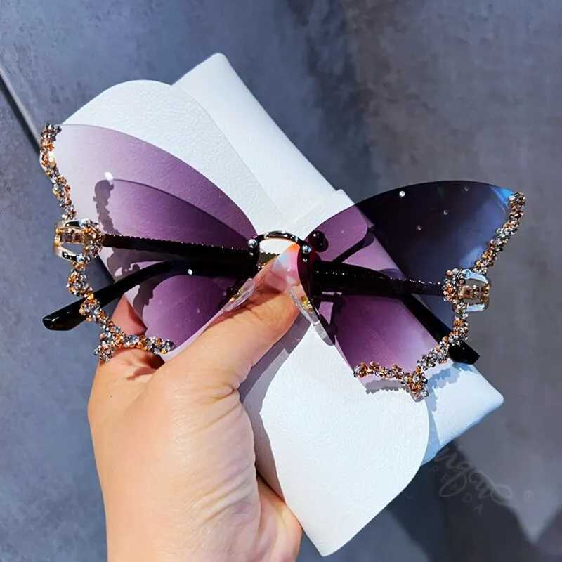 Óculos de sol Luxury Diamond Butterfly Sunglasses para femininos da marca Y2K Retro sem moldura óculos de sol de grandes dimensões para vidro feminino