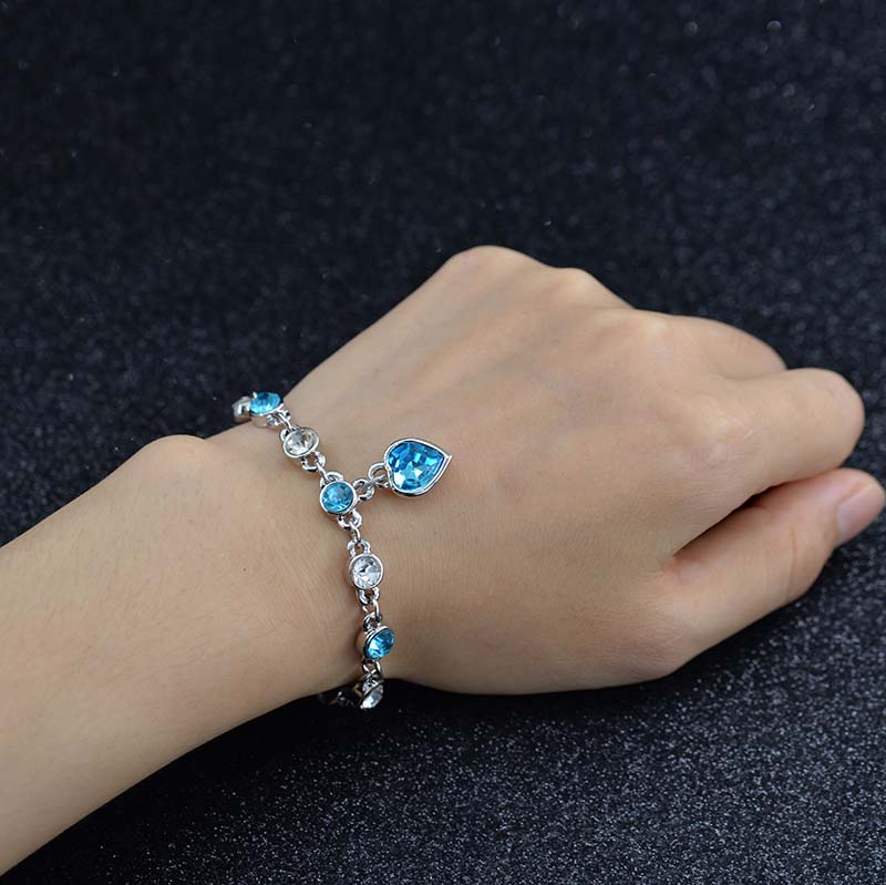 Hart Crystal Bracelet Designer Sieraden Keten Liefde Diamant WOMEAN GIRLEN SCHAAKBELEGEN BLAUW CRYSTAL BROOD BRACKET FASHIER SIELRY CADEA