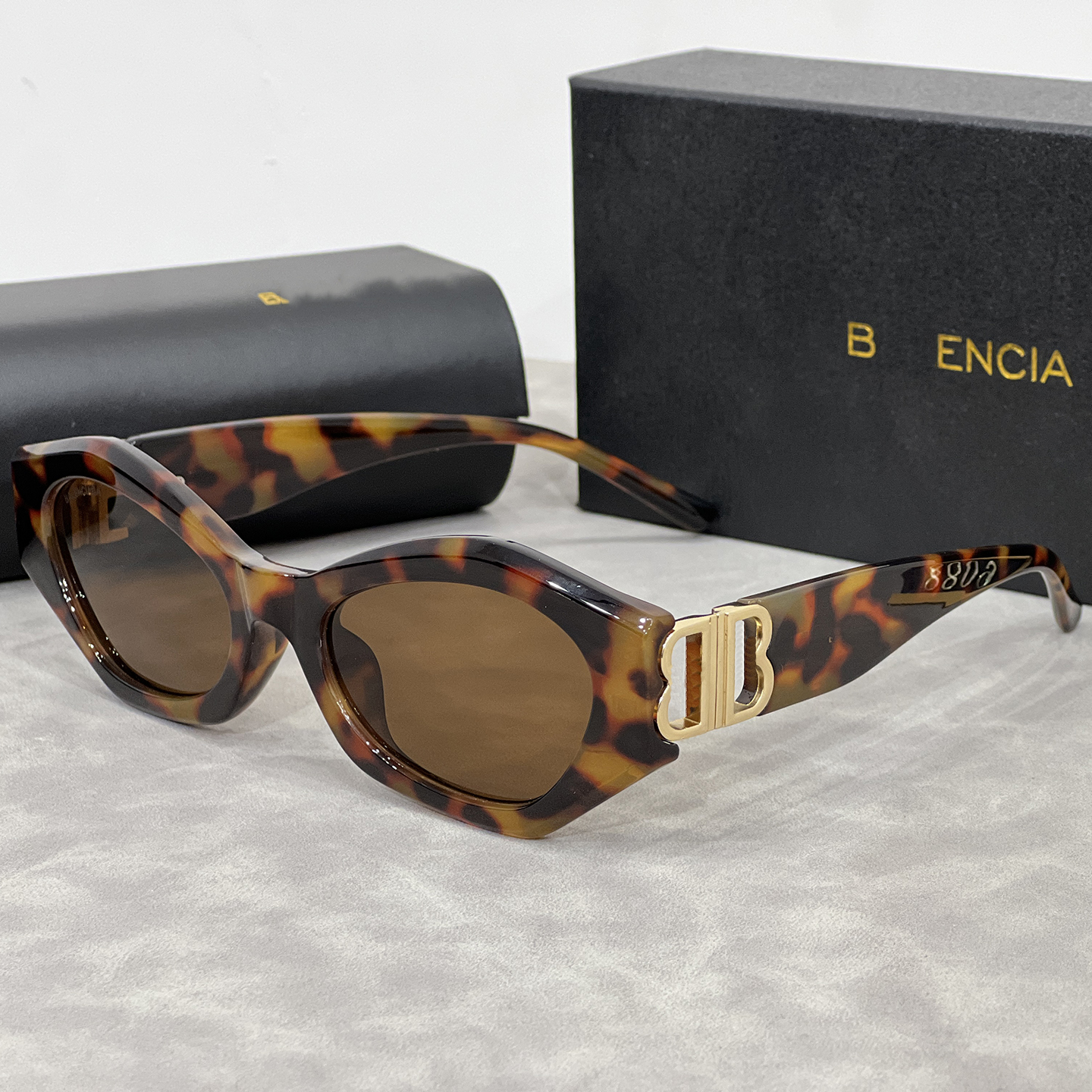 Дизайнерские солнцезащитные очки с овальными линзами, солнцезащитные очки для мужчин и женщин, солнцезащитные очки высокого качества, роскошные солнцезащитные очки с монограммой, уличные солнцезащитные очки