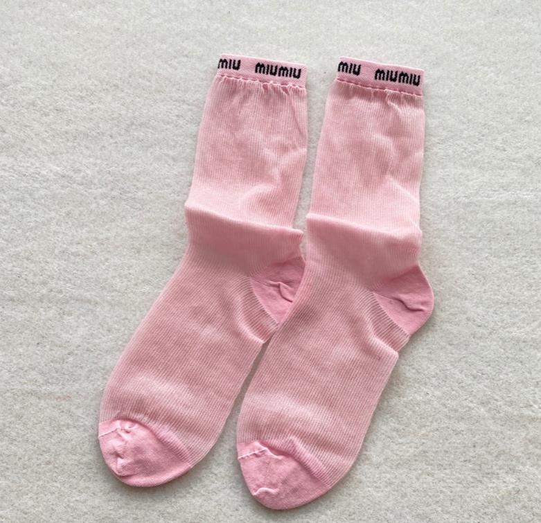 Designer Coton Chaussettes Bas Pour Femmes Mode Dames Filles Printemps Lettre streetwear Bonneterie Sport Lettre Imprimé Chaussette Bas Dropship