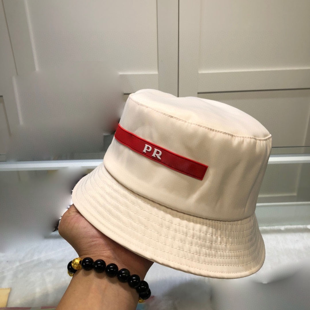 Summer canvas hats UV resistant lightweight breathable and portable designer bucket hat letter sticker embroidered wide brim fisherman hats