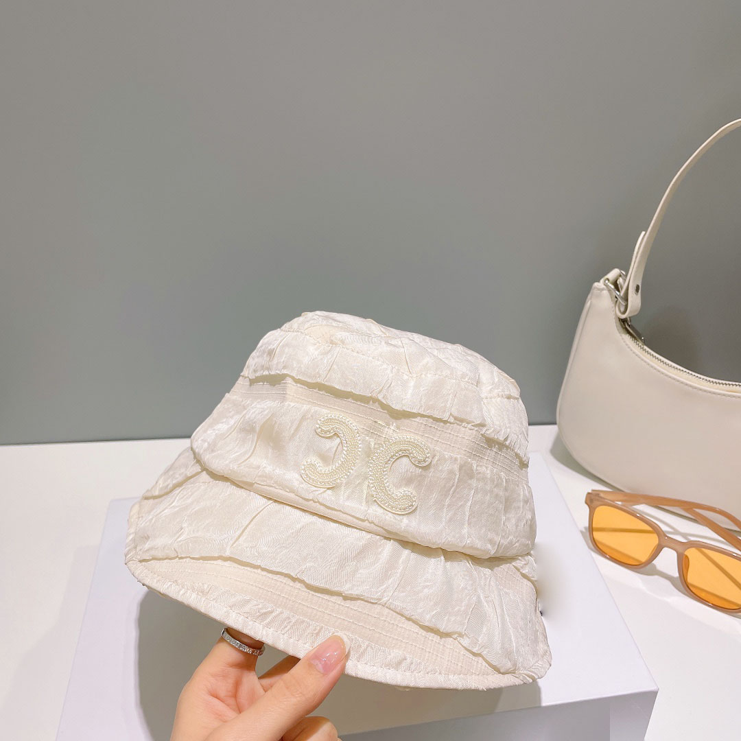 Designer bucket hat solid colored bubble wrap fabric sweet travel fisherman hats embroidered with letters fashionable beach hat