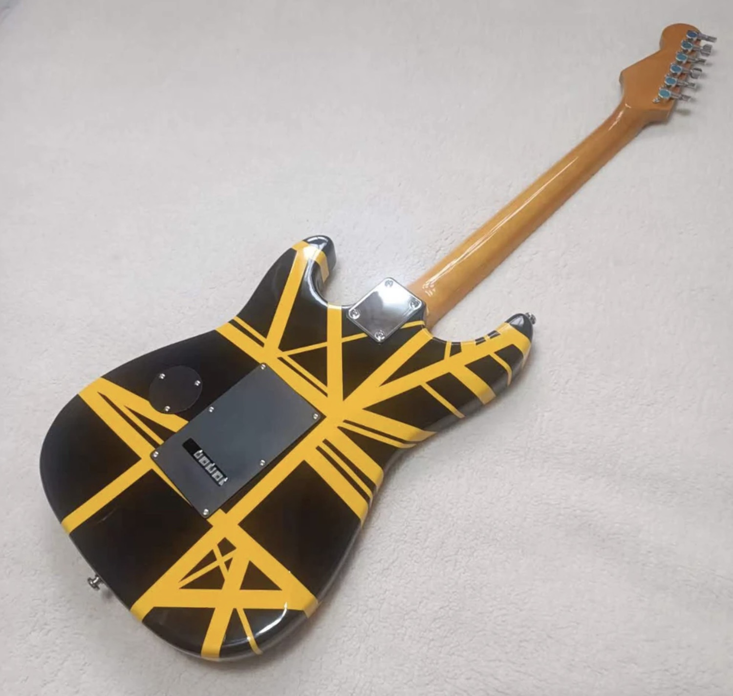 Custom 5150 Electric Guitar OEM, Yellow stripes, lock nut, Floyd Rose Tremolo Bridge guitar