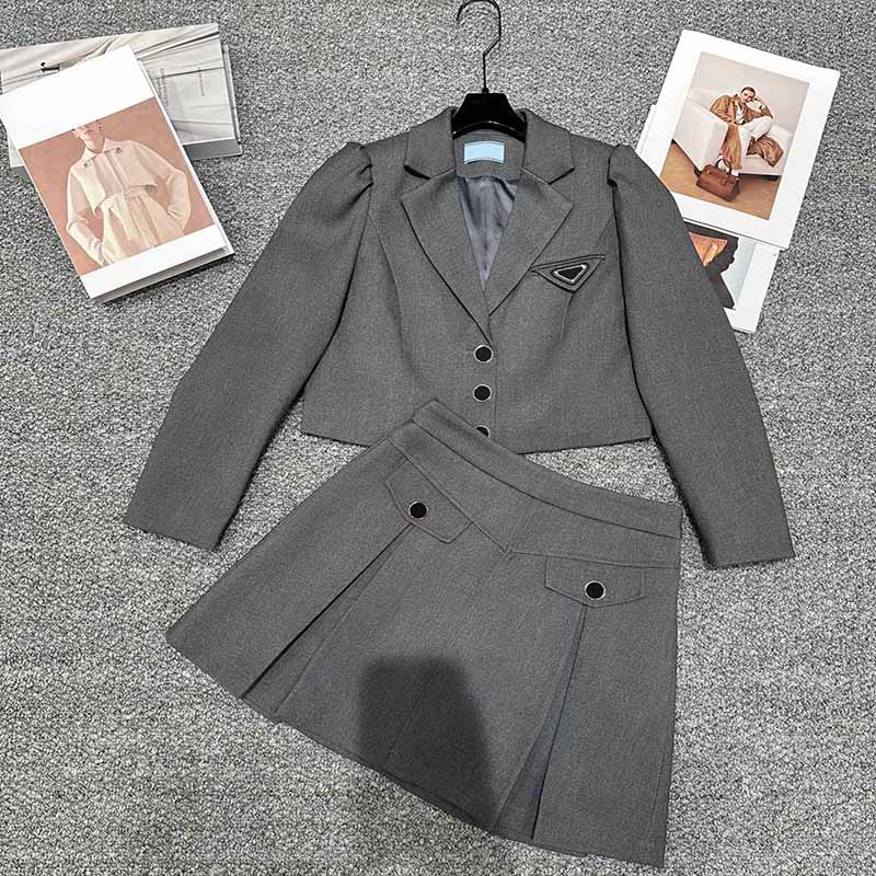 Womens Dress Suit Blazers P Stylist Silm 24FW Women Two Piece Sets Stylist Causal Clothing Stylist Classical Set Long Sleeve S-L