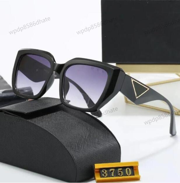 Nieuwe modeontwerper Zonnebril Top Look Look Luxury rechthoekige zonnebril voor vrouwen Men Vintage Tinten Dikke frame Naakt Sunnies unisex zonnebril met doos AAA