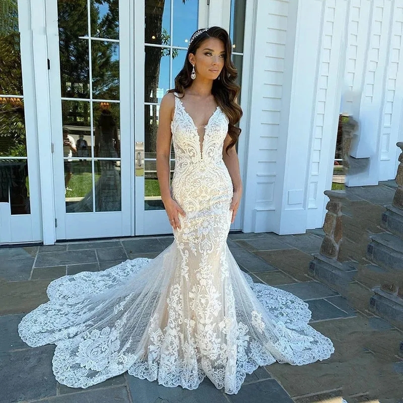 Abiti da sposa a sirena in pizzo bohémien con cinturino spaghetti in morbido tulle sexy abiti da sposa lunghi senza schienale senza maniche abito da sposa da sposa Boho Beach