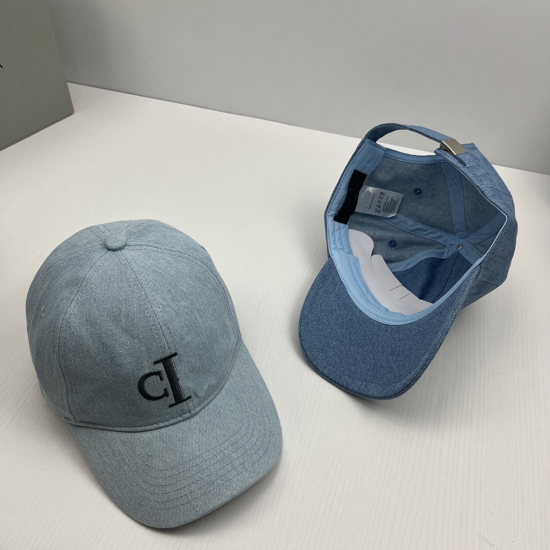 CAP Tasarımcı Cap Luxury Designer Hat Üst kaliteli işlemeli Beyzbol Kotu Kotu Pamuk Kumaş Denim Renk Çok Verimli Stil