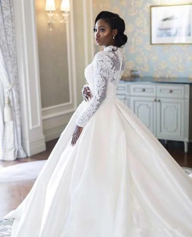 African Long Sleeve High Neck Muslim Wedding Dresses Plus Size Lace Appliques Satin A Line Wedding Pearls Bridal Gowns