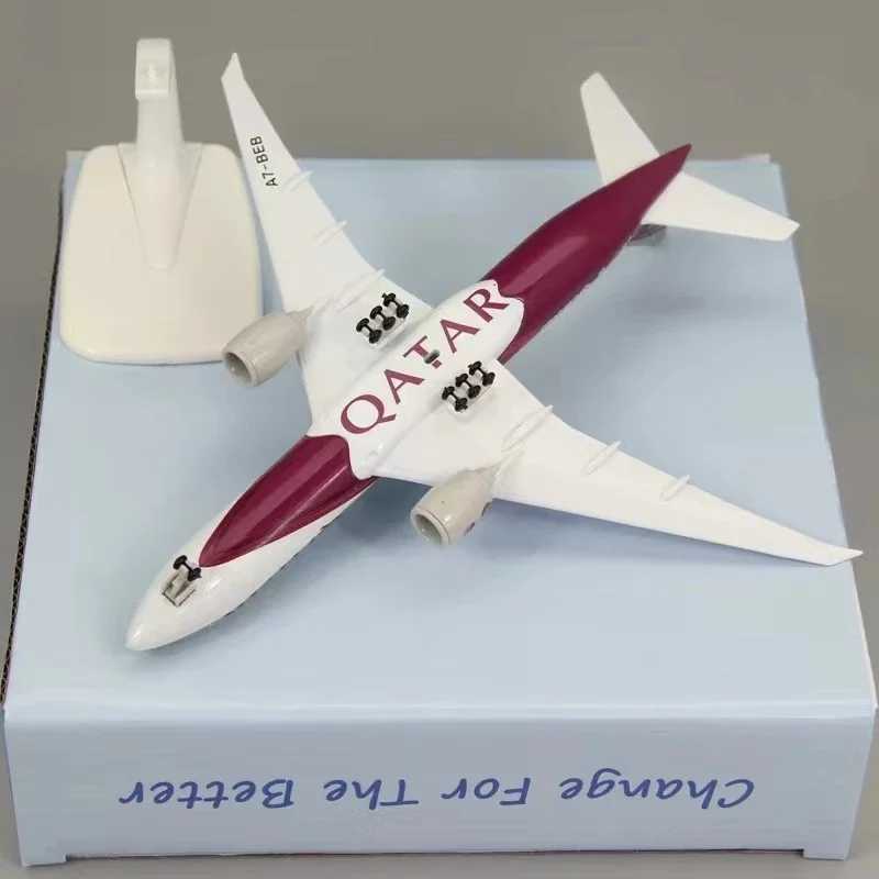 Vliegtuigmodellen Legering Metaal AIR QATAR Airways Boeing 777 B777 Vliegtuigmodel Diecast Vliegtuig Modelvliegtuigen met wielen Landingsgestellen 20 cm