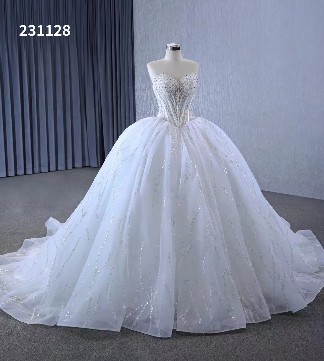 Vestido de baile glamoroso, vestidos de casamento, coração de cristal, top com cauda SM231128