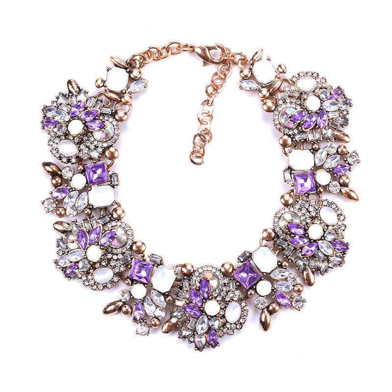 短いネックレスレディースファッションアクセサリーフルダイヤモンド誇張された花のネックレス衣料品アクセサリー