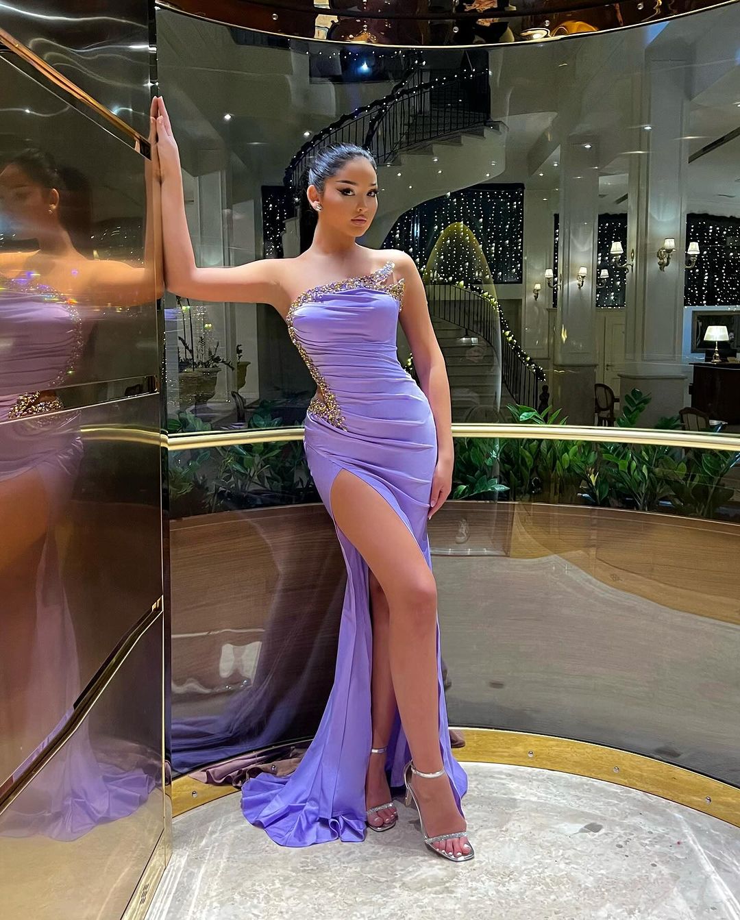 Charming Purple Mermaid Prom Dresses Long for Black Women Strapless Beaded Sequined High Side Split Sweep Train Evening Party Gowns Birthday Pageant Gowns Custom