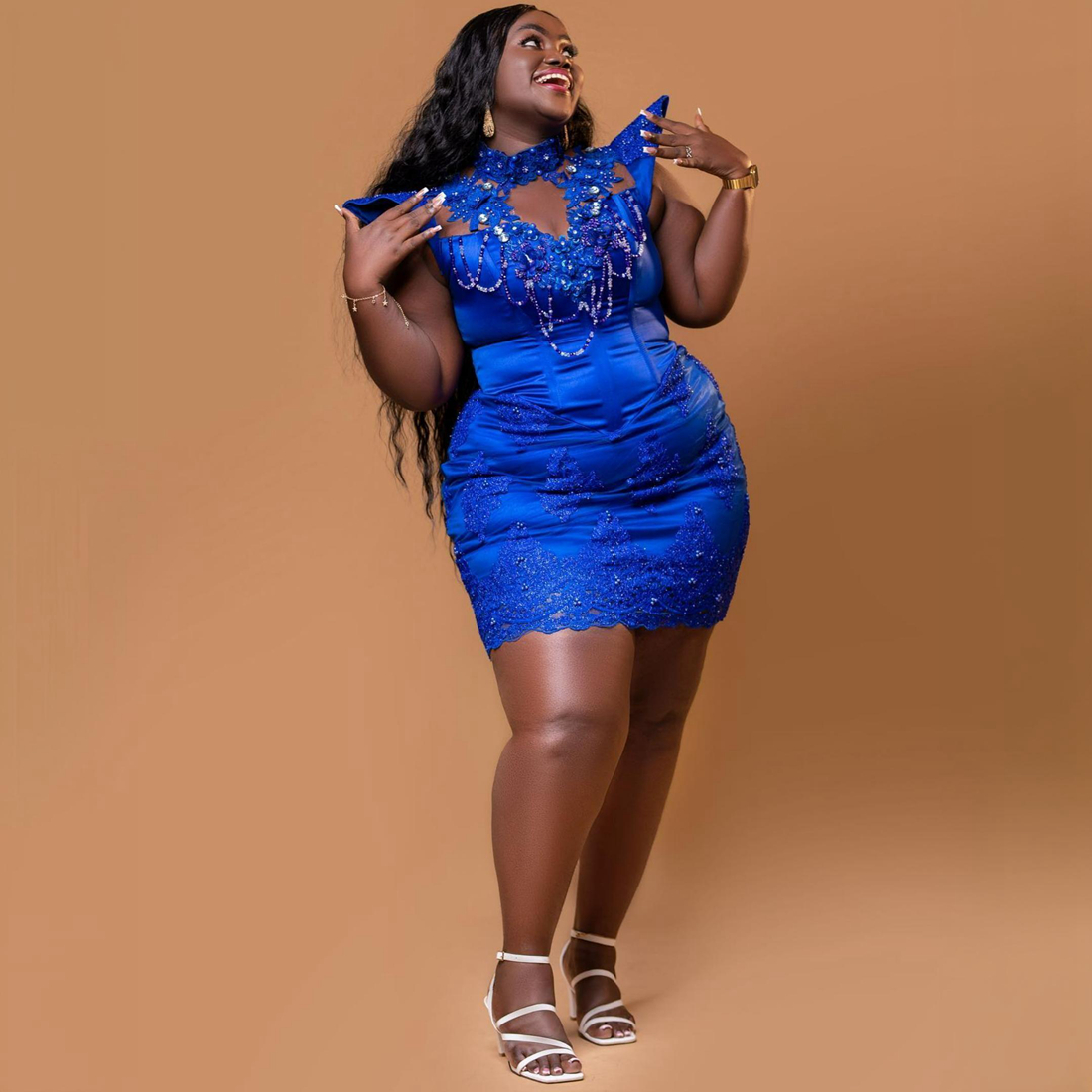 Плюс Размер Коктейльные платья Aso Ebi Королевский синий с высоким воротом и короткими рукавами Короткое мини-платье с кружевом и кисточками из бисера Выпускные платья Платье на день рождения для женщин из Нигерии C040