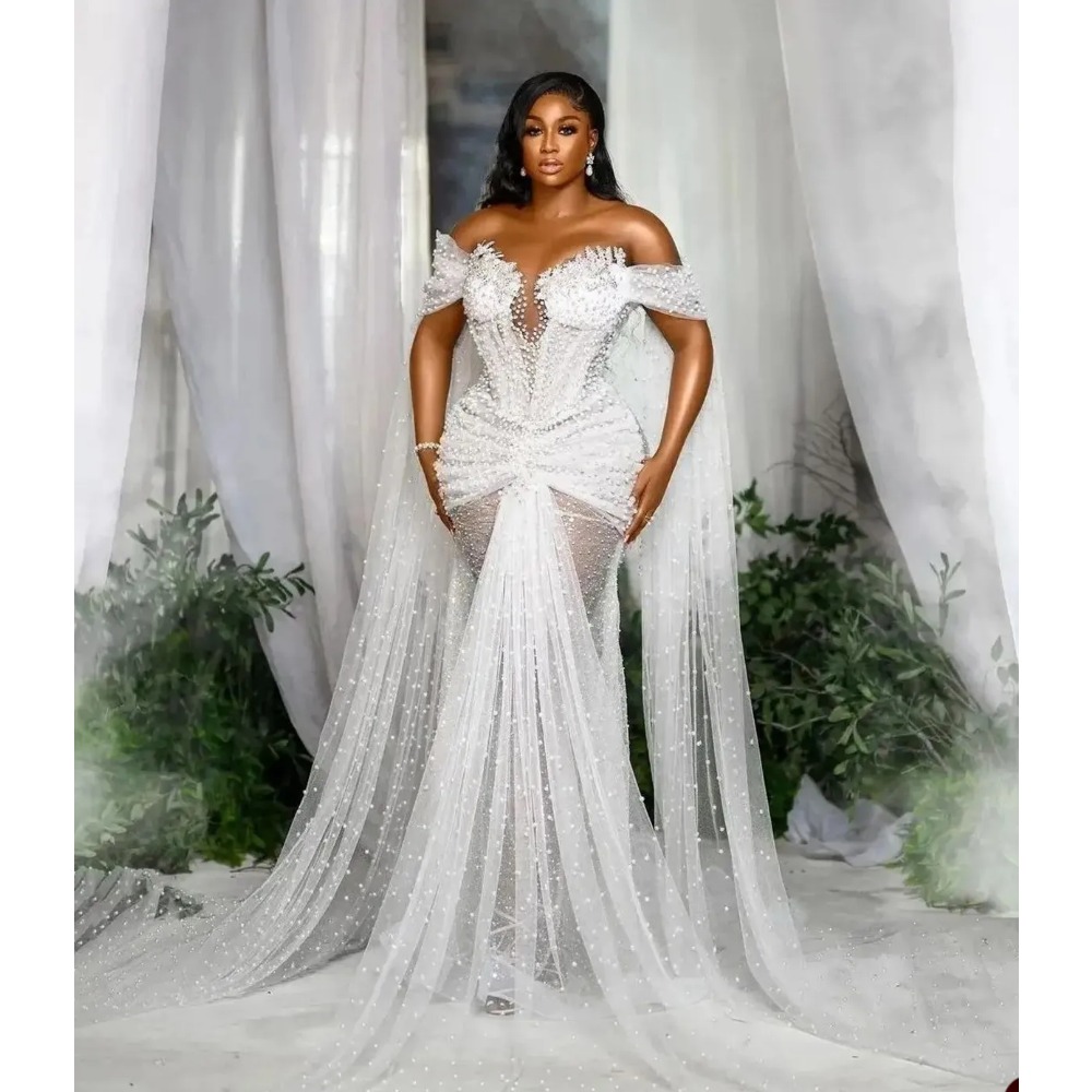Atemberaubende 2024 weiße sexy Perlen Meerjungfrau Brautkleider Afrika Schatz Brautkleider nach Maß Illusion Plus Size Brautkleid