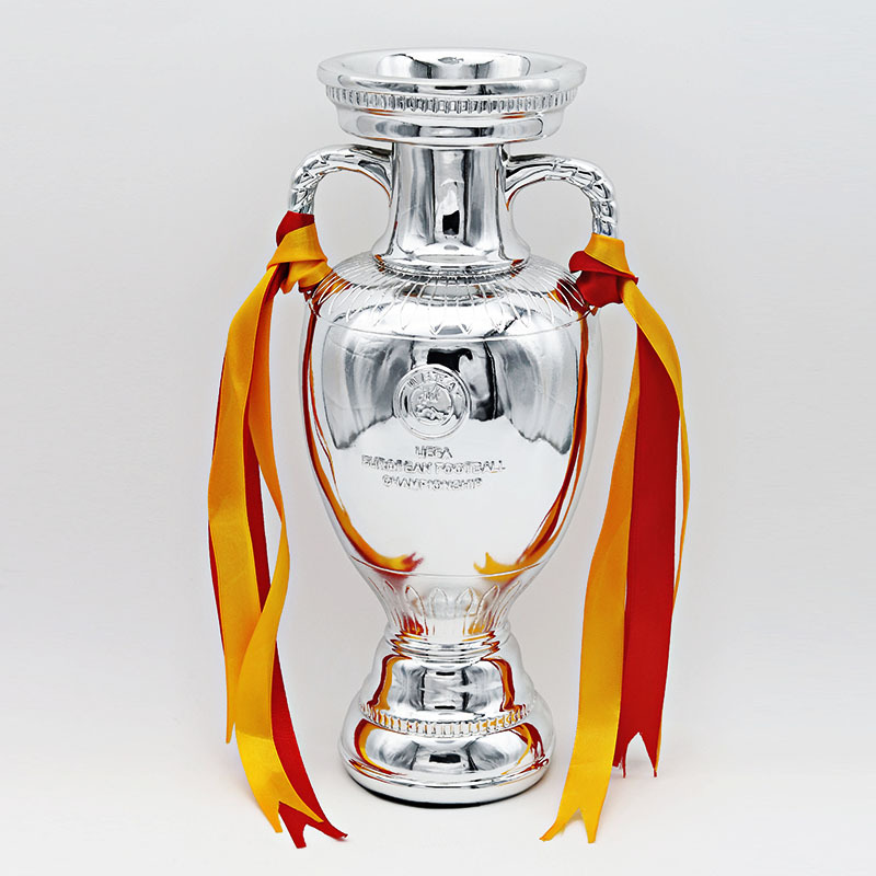 Delaunay European Cup decoratieve hars handwerktrofee