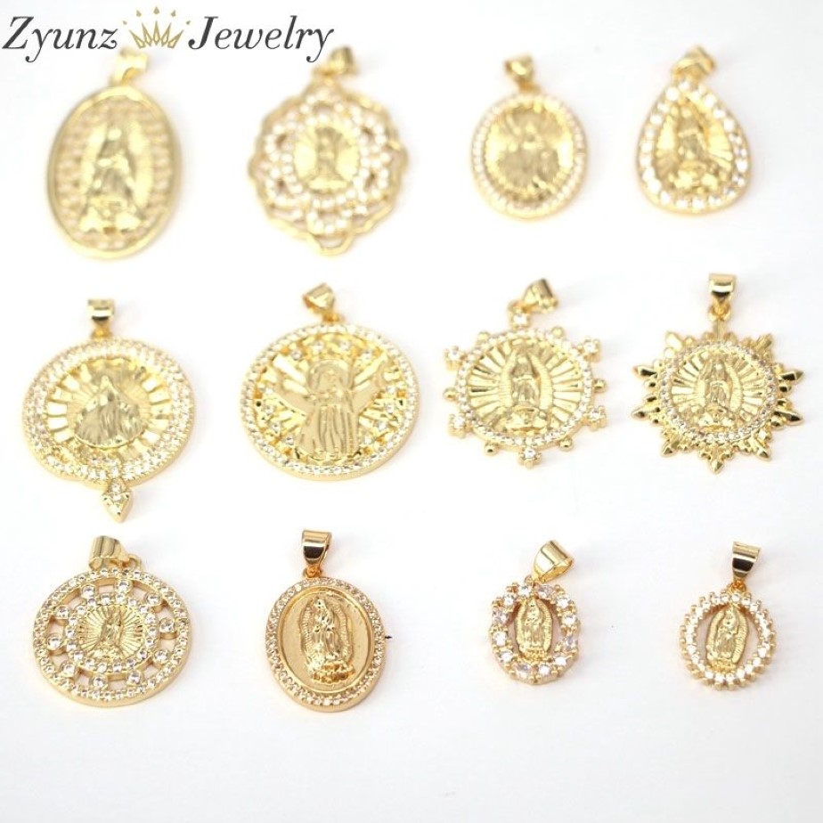 Złoty kolor Micro Pave Cz Virgin Mary Jezus Charms Wisidant Instalacje biżuterii 09273338