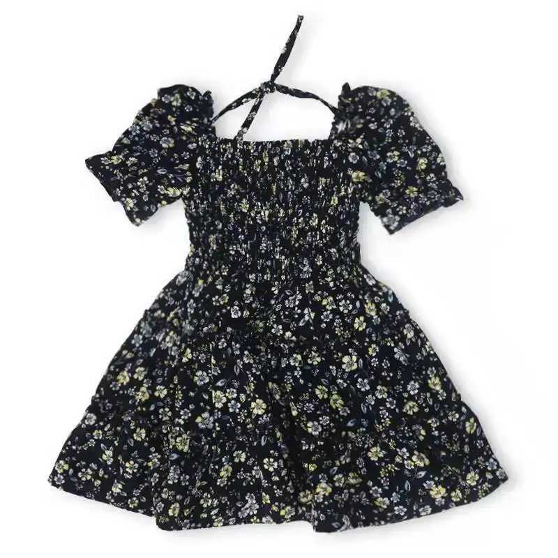 Familjsmatchande kläder 2024 Flower Mother Daughter Matching Dresses Family Set Square Neck Mommy and Me Clothes Fashion Woman Toddler Girls Dress