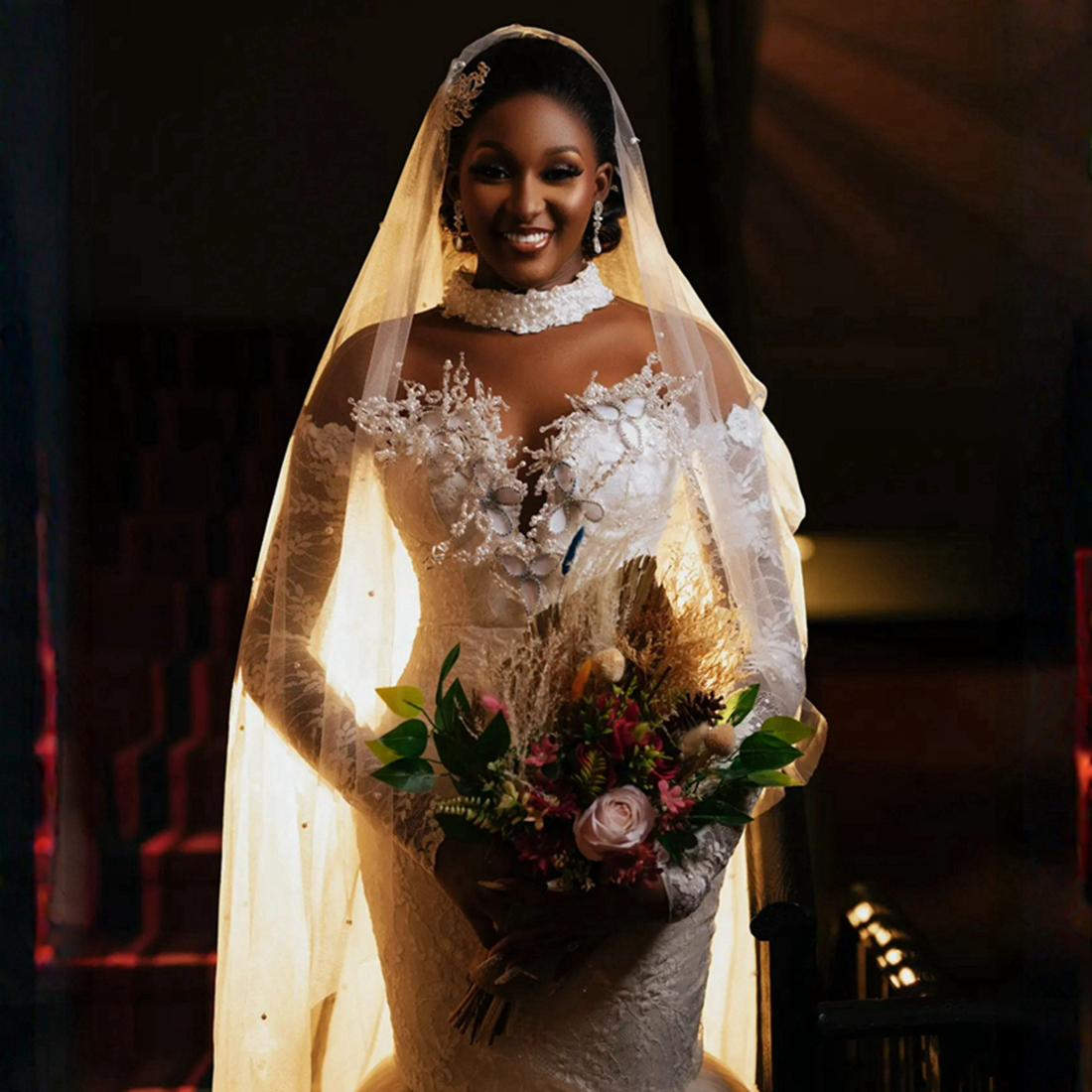 Африканское свадебное платье для невесты плюс размер Русалка с высоким воротником и длинными рукавами Свадебные платья Иллюзия Тюль Аппликация Кружева Кристаллы Свадебное платье для черных девушек NW126