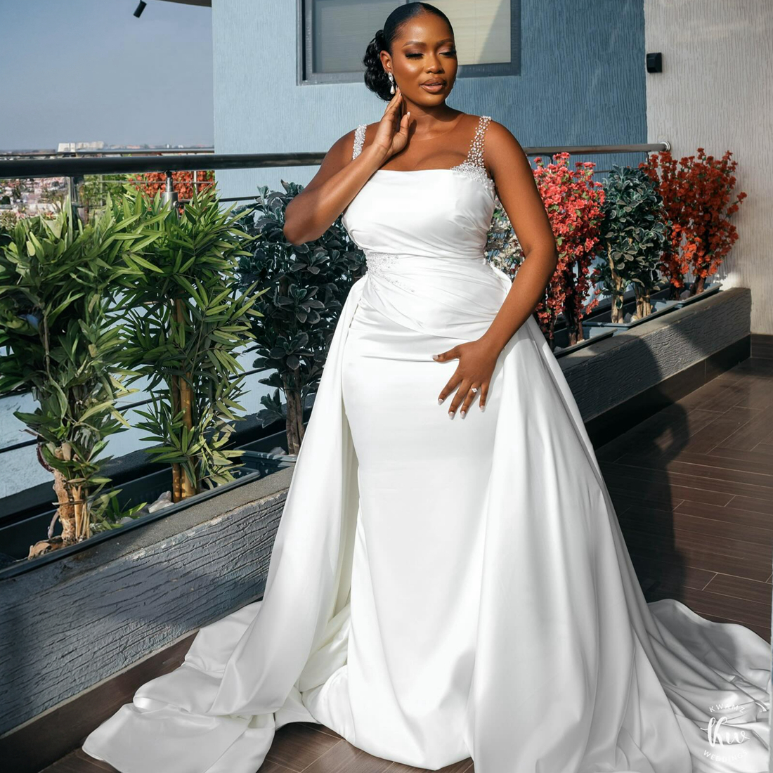 Aso Ebi Mermaid Wedding Dress for Bride Plus Size Bridal Gowns with Detachable Train Sheer Neck Beaded Pearls Pleated Ruffles Marriage Dress for Black Girls NW125