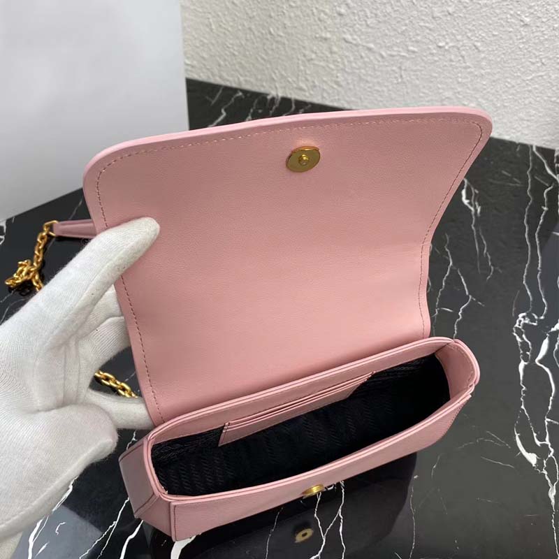 Designer chain bag, fashionable shoulder bag, luxurious crossbody bag Shop promotion: Get a free wallet when placing an order and making a purchase