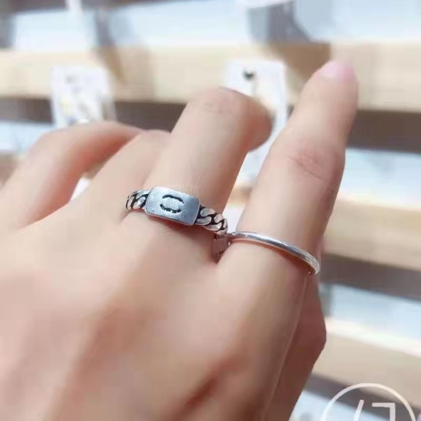 Designer de marca jóias amor anéis mulheres 18k banhado a ouro cobre dedo ajustável parafuso anel mulheres carta diamante encantos wedding296m