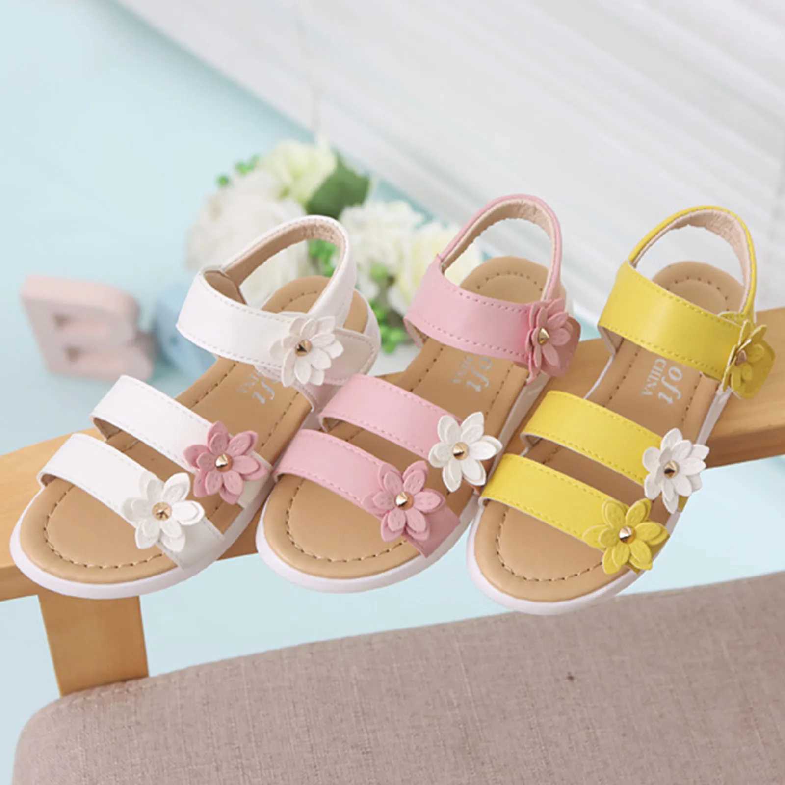 Slipperrosa süße Mädchen Sandalen Kleinkind Kinder Baby Mädchen Blume Gummi Sandalen Nicht rutschige Schuhe Kreuz Sandalen Sommer Baby Prinzessin Schuhe 248