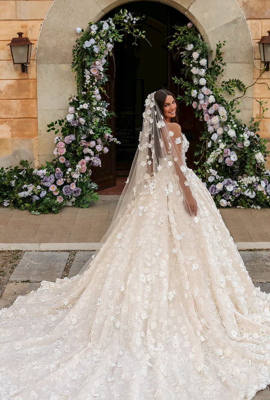 Romantische Trouwjurken 3D-Bloemen Applicaties Bruids Baljurken Uit De Schouder Lange Mouwen Custom Made Vestido De Novia