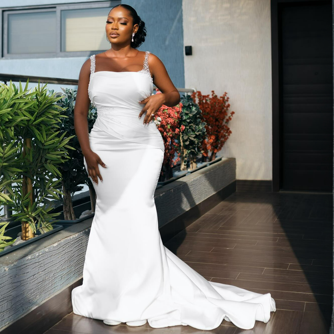 Aso Ebi Mermaid Wedding Dress for Bride Plus Size Bridal Gowns with Detachable Train Sheer Neck Beaded Pearls Pleated Ruffles Marriage Dress for Black Girls NW125